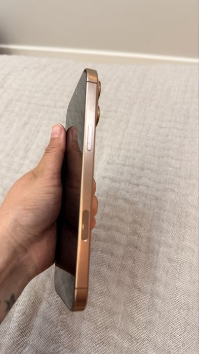 Продам Iphone16 Pro Max