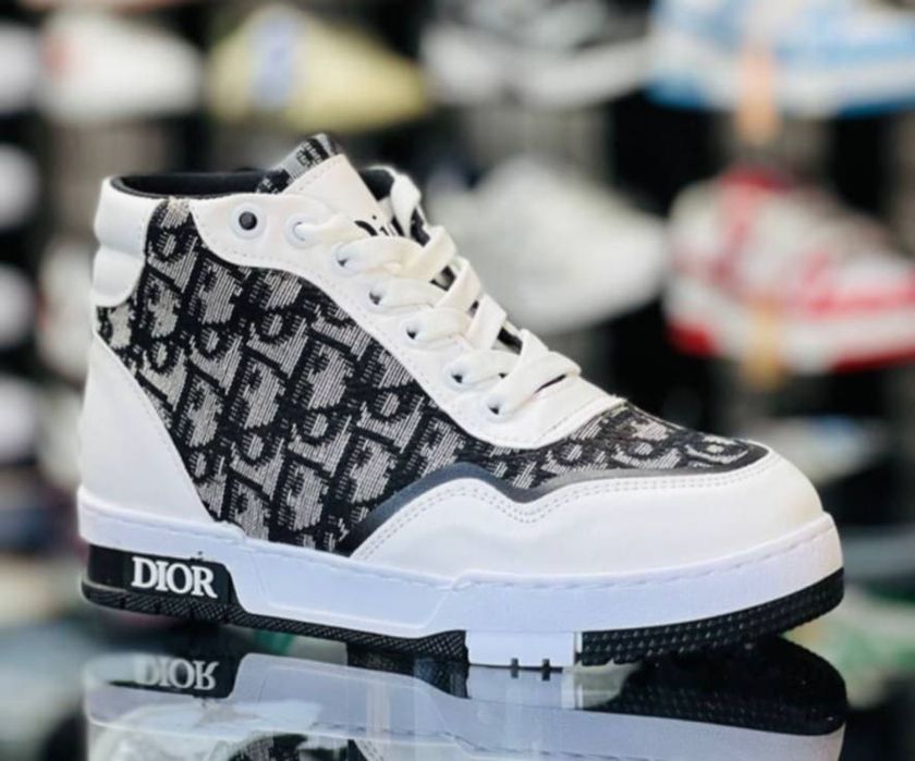 Ghetuțe și adidasi copii