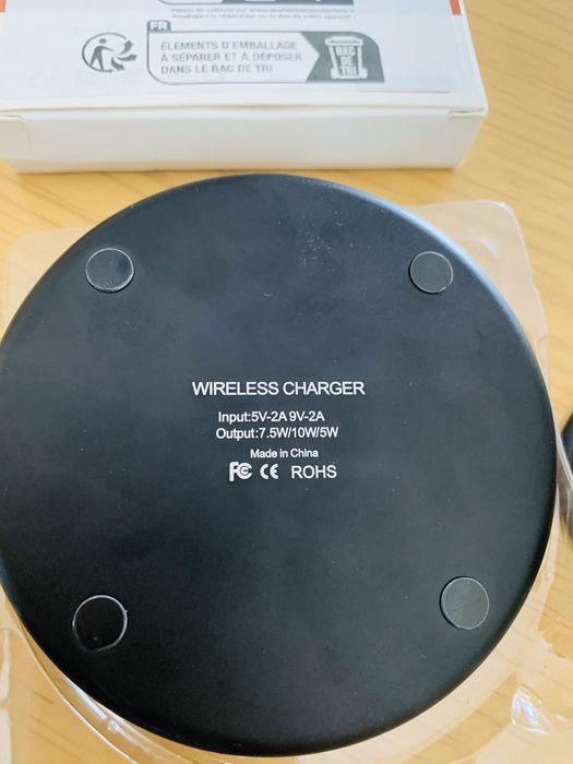 Магнитно зарядно за iphone и samsung