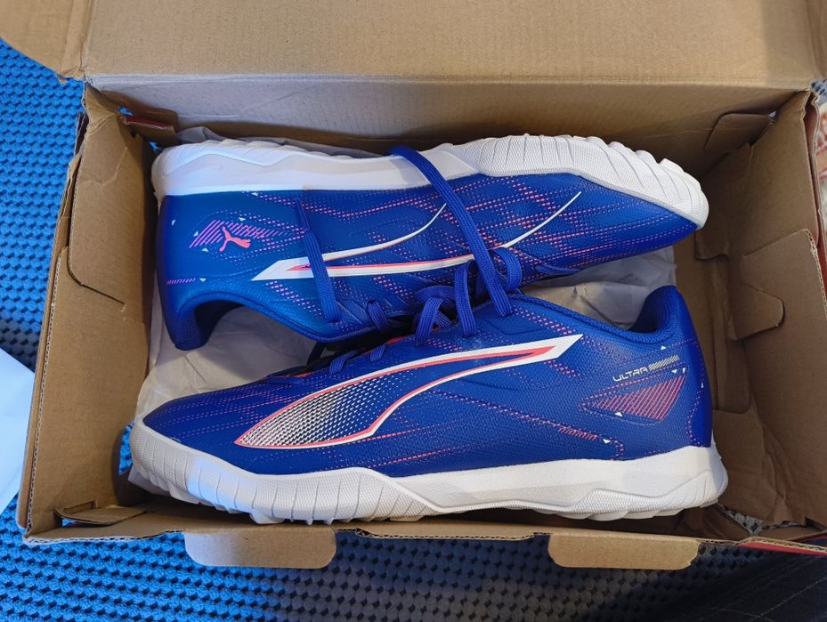 Нови стоножки Puma номер 42
