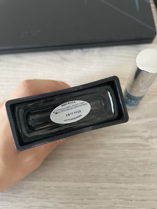 Продам 2 парфюма