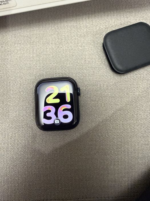 Apple Watch series 8 45 mm