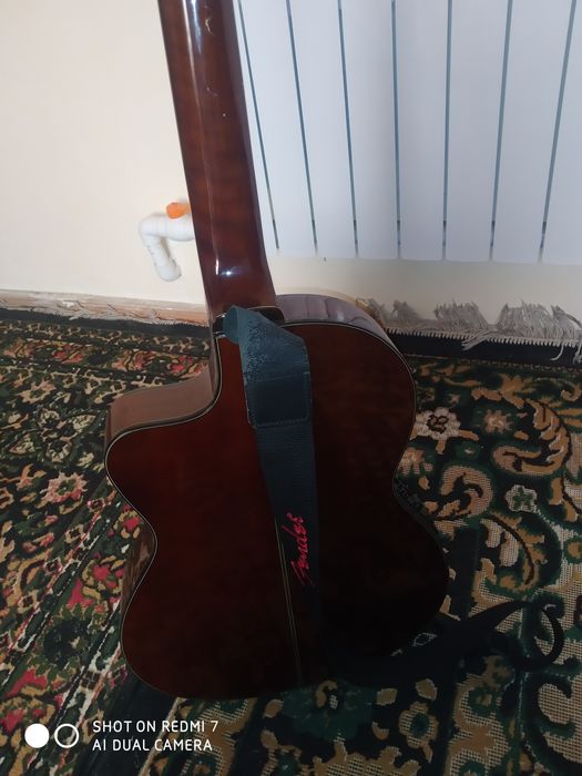 Guitar classic (Gitara)