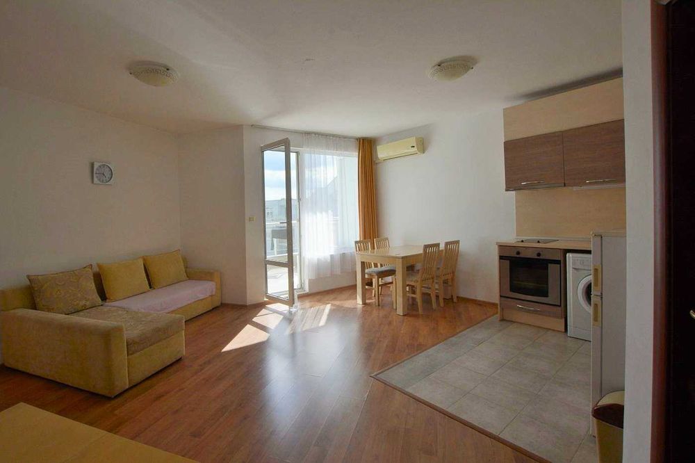 Двустаен апартамент в комплекс Ясен Слънчев Бряг