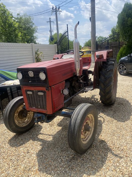 Tractor 445 utb universal
