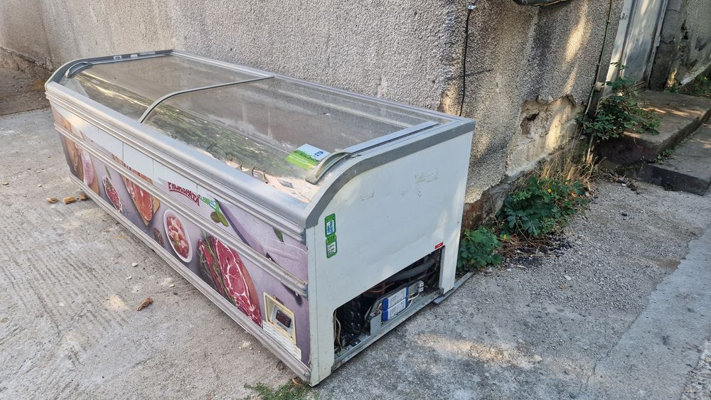 Ladă / Vitrina de congelate 2,5m