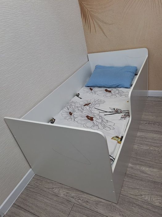 Детский кровать размер 160×80см