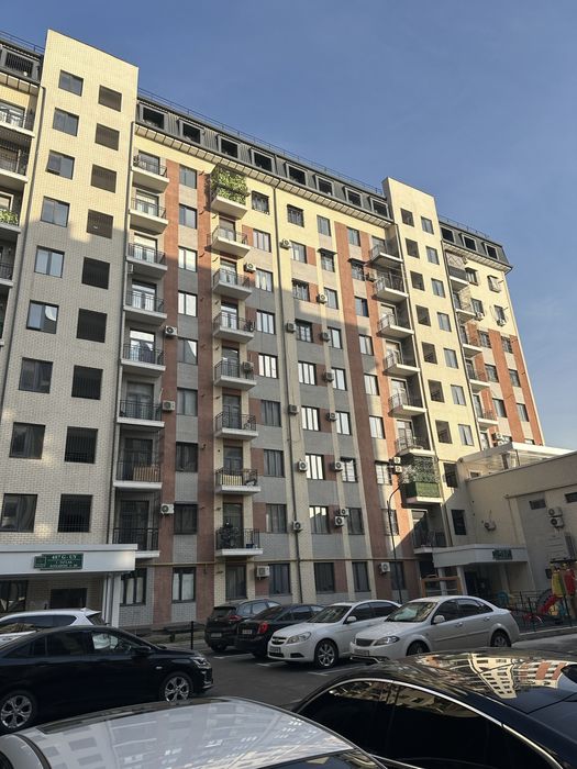 Продаётся на 2-этаже 2-комнатная квартира на Art-House Кокча