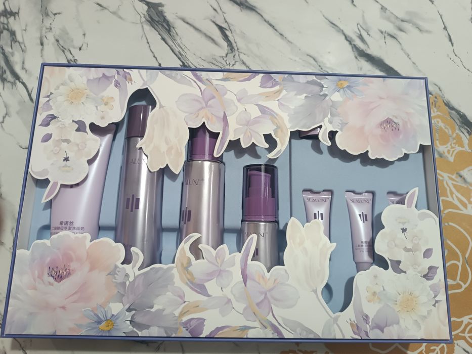 SEALUXE yuzni uchun uxodvi nabori