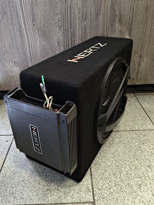 Субуфер / Бас каса Hertz DBX 30.3, 1000W, 30см с усилвател Hertz