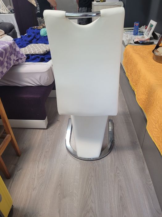 Трапезни столове