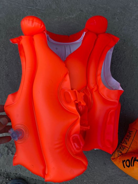 Жилет для плавания