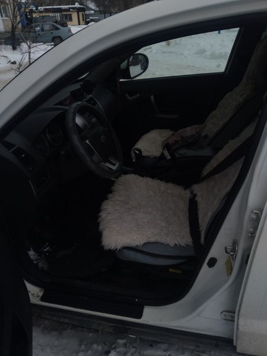 Кроссовер  Белый...