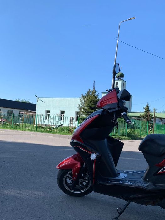 Продам электроскутер срочно