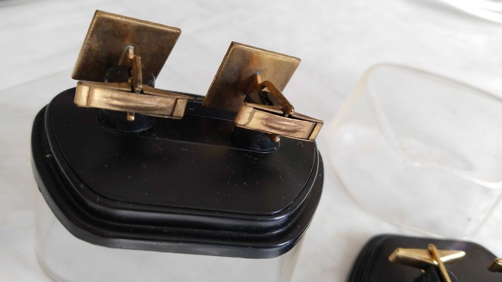 Копчета за ръкавели бутонели