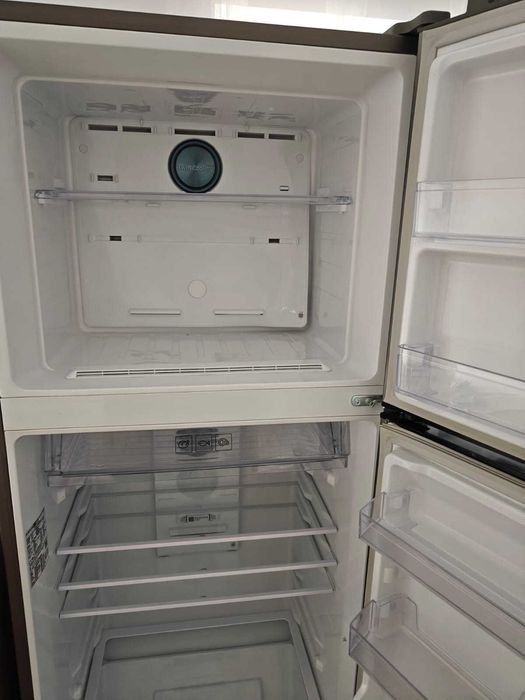 Frigider Samsung RT38K5530S9