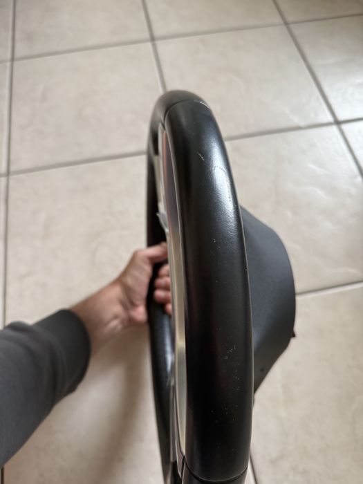 Много добър Волан за W166 Mercedes ML с пера