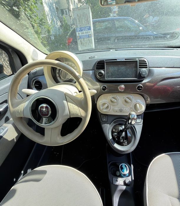 Fiat 500 Lounge 1.2 Benzina | Plafon Panoramic | 115.000 km | Cutie Defectă