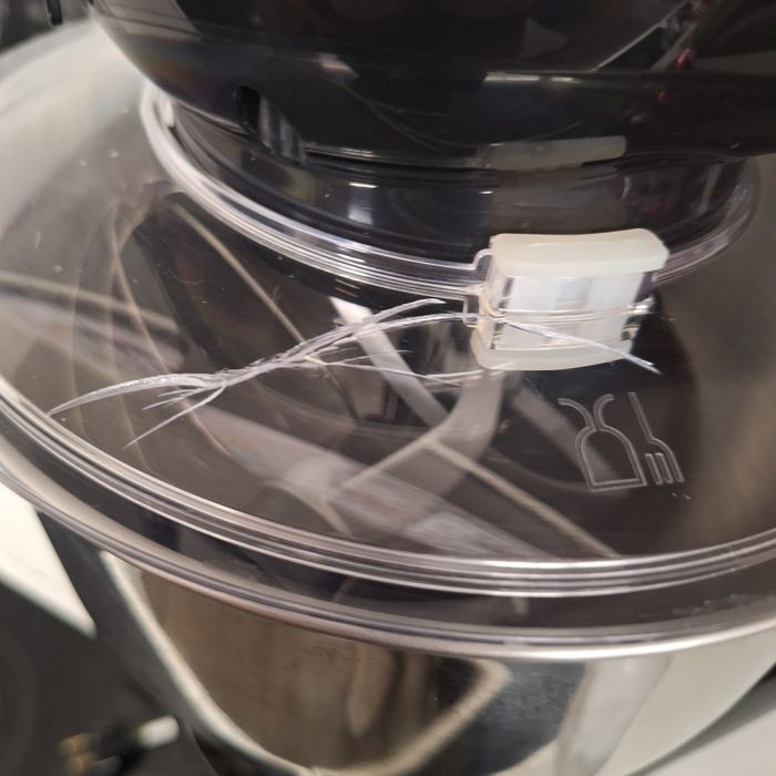 Кухненски робот тестомесачка Делимано 4.5 литра/1400 вата