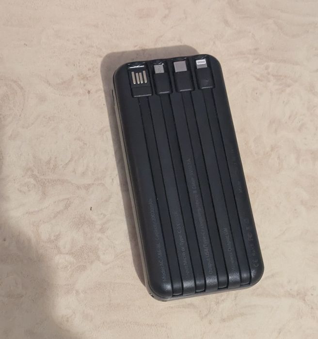 Powerbank почти новый