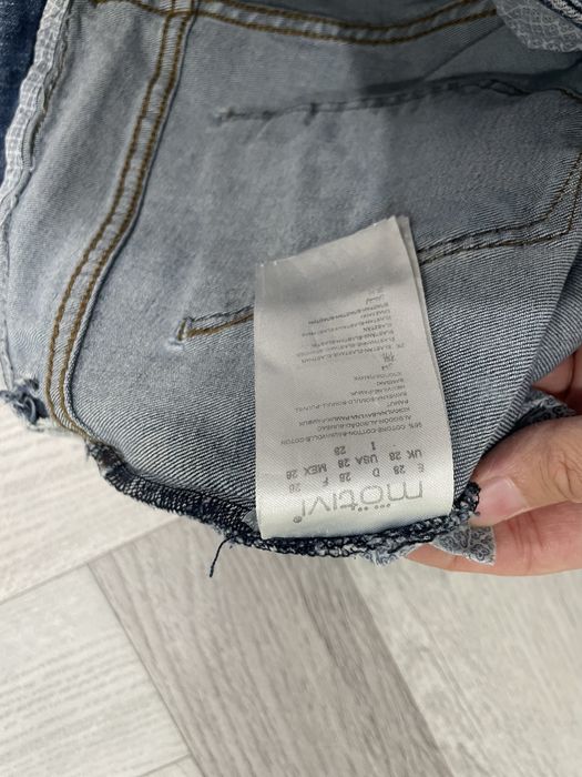 Джинсы от motivi