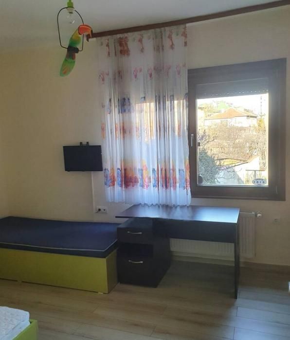 Дава се под наем Тристаен апартамент в Пловдив, Христо Смирненски - 94 кв.м за 475 € - Снимка #5