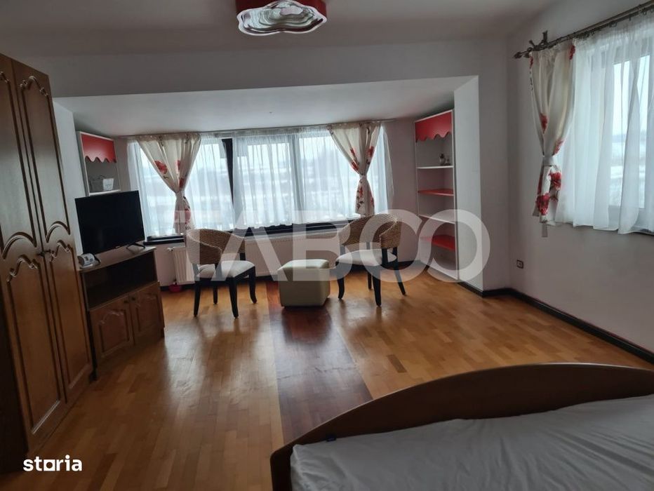 Casa la 5 minute de Fagaras Ultramoderna 300 mp utili la cheie