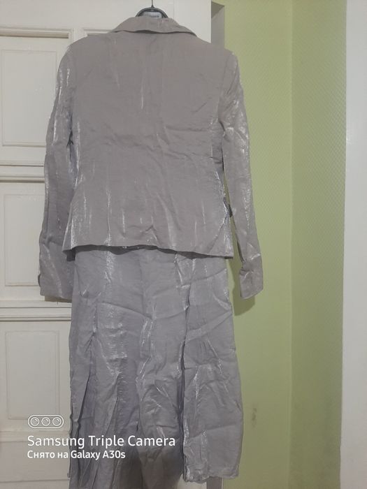 Костюмчик тройка размер 38