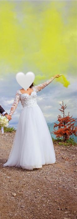 Vand rochie de mireasa