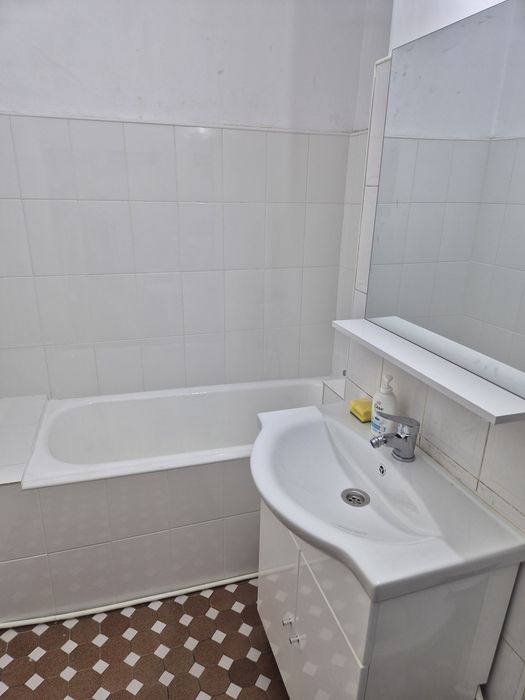 Dau spre inchiriere ap cu 2(3) camere