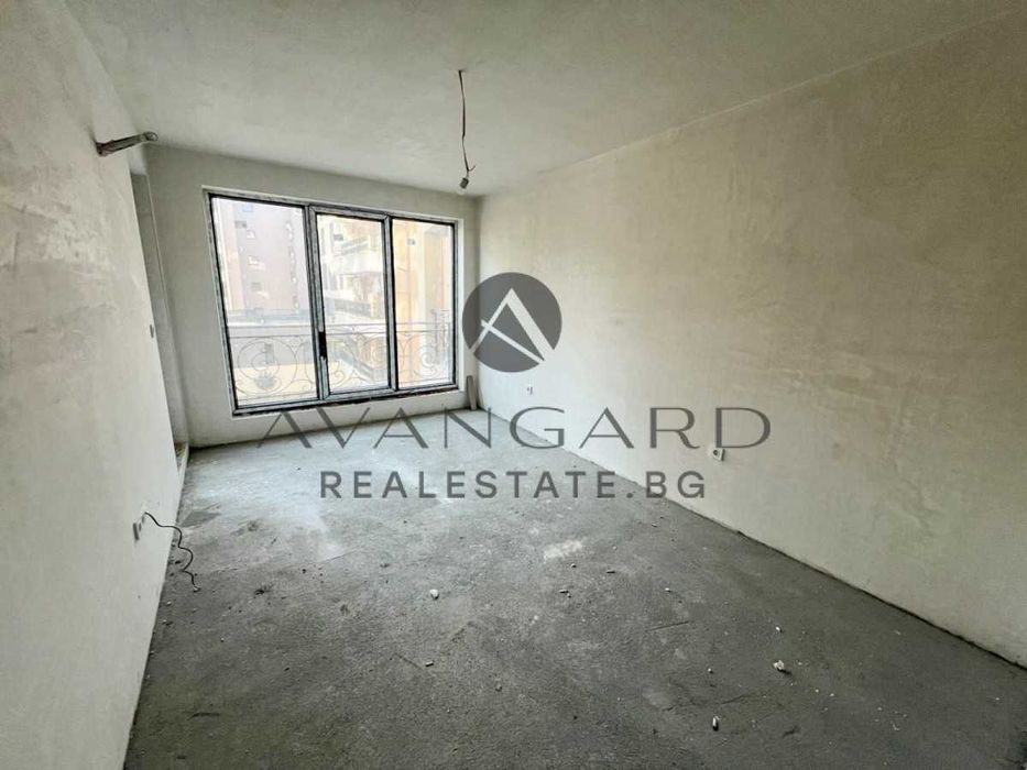 оф.24709 Двустаен нова сграда/ Смирненски