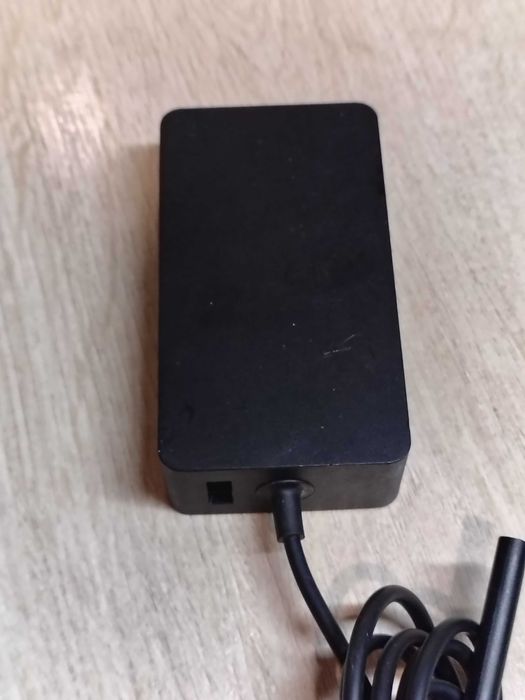 Încărcător surface