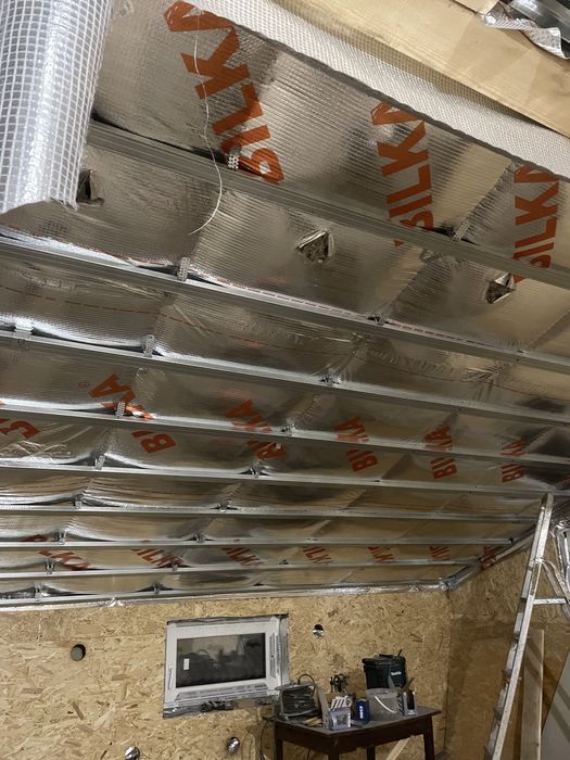 Izolații cu celuloza Izolatii Bucovina