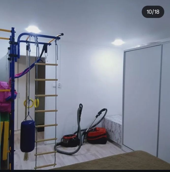 Срочно  продаю 2 х квартиру