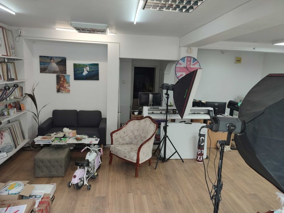 Продава се Офис в Търговище, Център - 85 кв.м за 2100 €/кв.м - Снимка #2