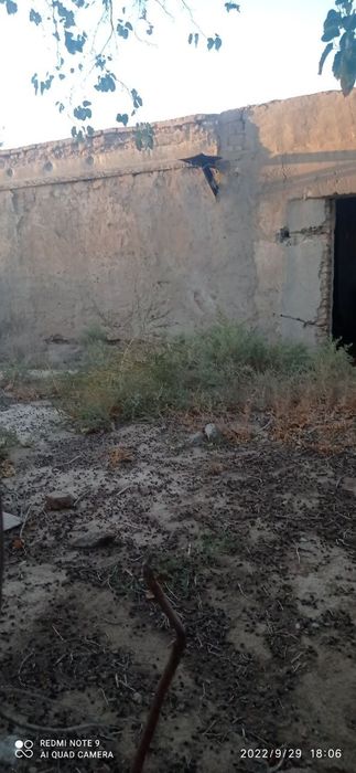 Тез ва келишилган нархда ховли сотилади Коровулбозорда