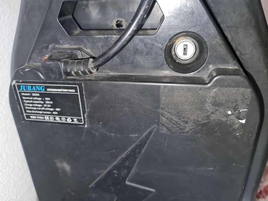 Vând scuter citycoco cu motor de 2000w