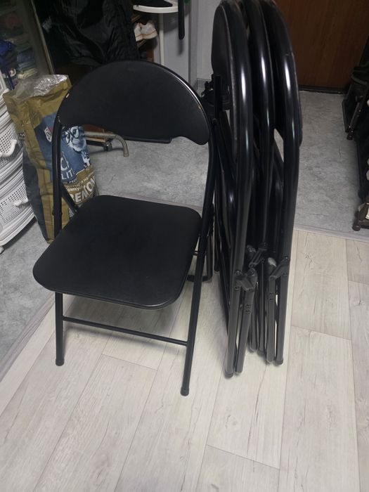 Продам складные стулья