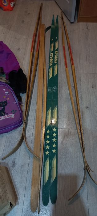 Лыжи советские деревянные