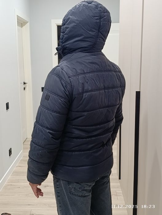 Продам мужскую куртку