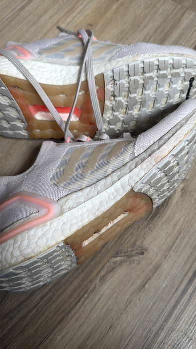 Оригинални маратонки adidas (WMNS) adidas UltraBoost! 36 н