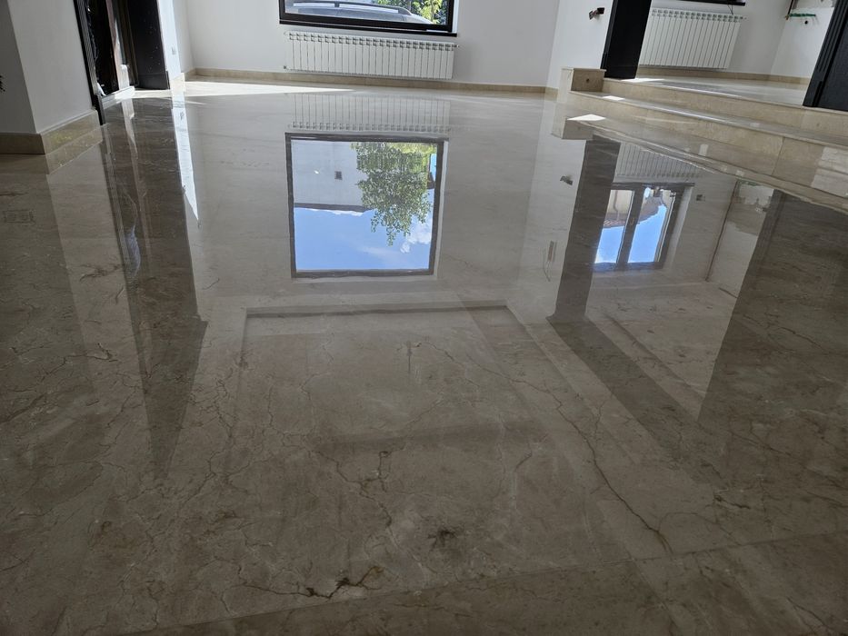 Șlefuit și lustruit marmura si mozaic travertin, granit