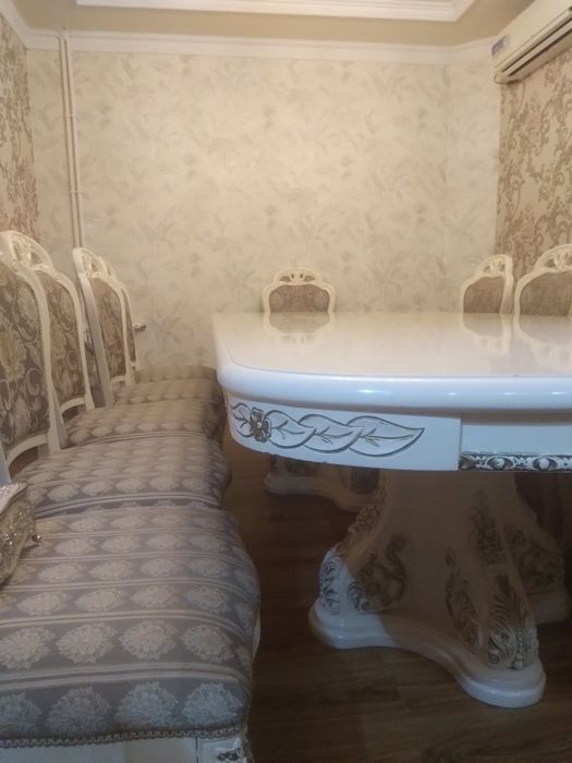 Stol stil 12 tali xolati alo narxini kelishamiz,oluchila tel