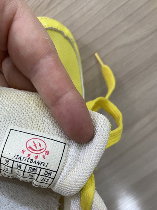 Продаю кросовки для бега