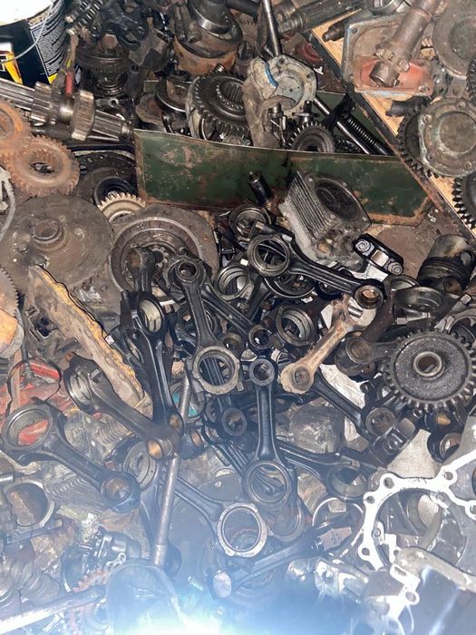 Распродажа запчастей на трактор