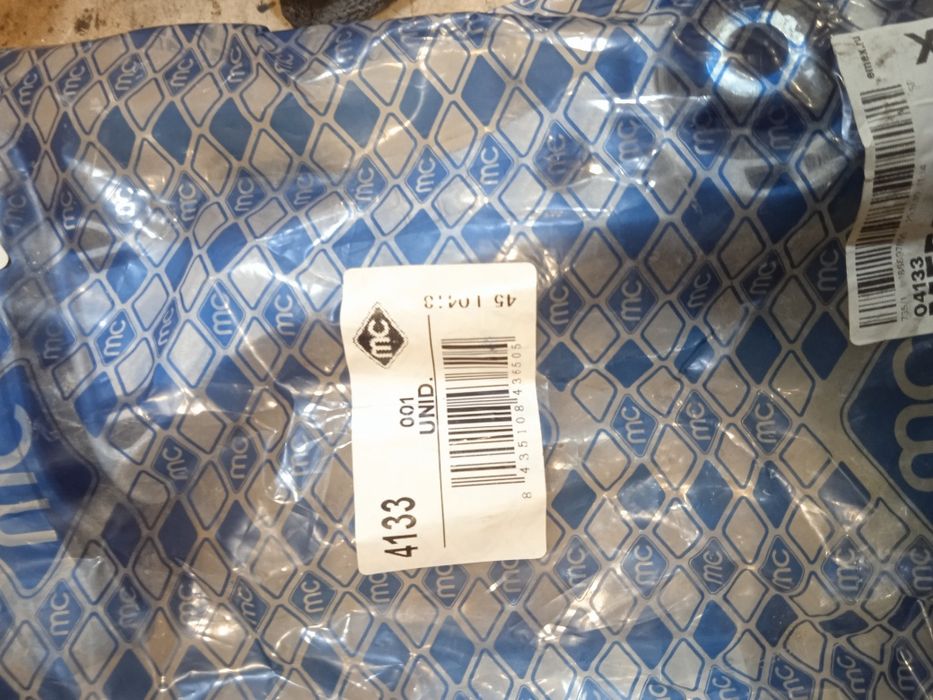 Опора двигателя Фольксваген гольф, бора