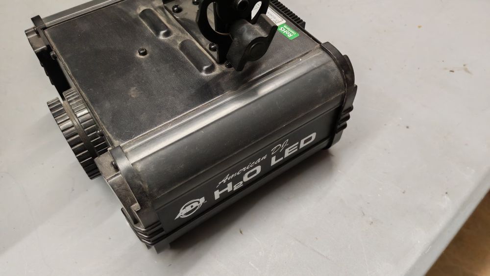 American DJ H2O led