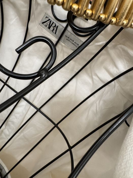 Бял костюм Zara дънков , сако и панталон