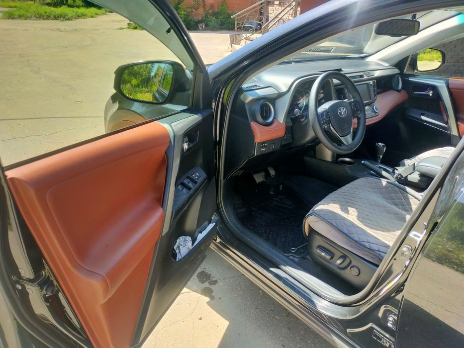 Продам Тойота Рав 4