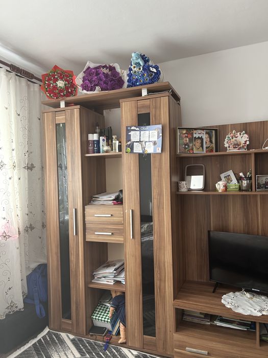Vand mobila în stare perfecta